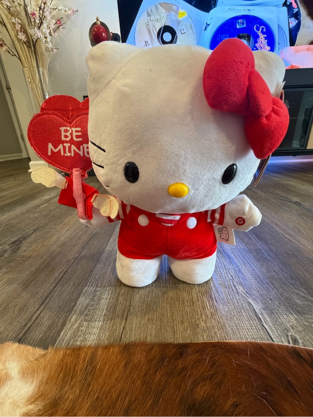 Hello Kitty Toy in White and Red with Heart Accessory